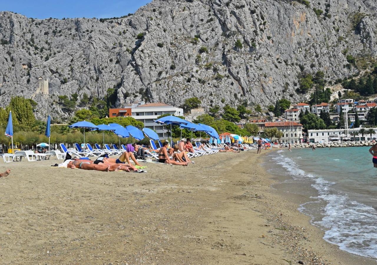 Beach Apartment Ivana Omis Exterior photo